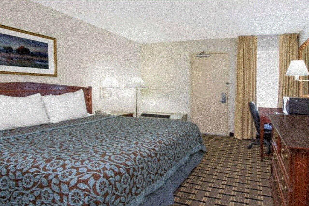Hotel Carolina A Days Inn By Wyndham Hilton Head Island Exteriör bild