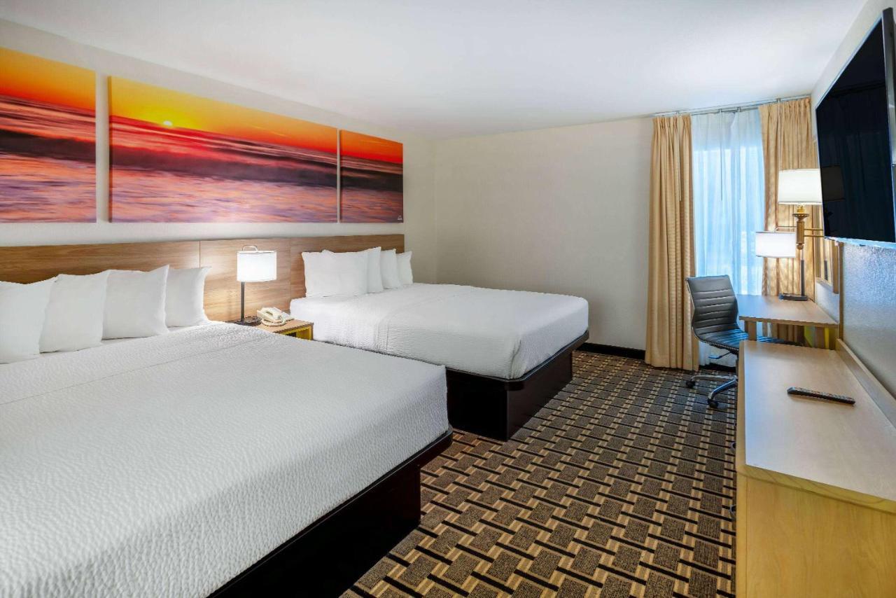 Hotel Carolina A Days Inn By Wyndham Hilton Head Island Exteriör bild