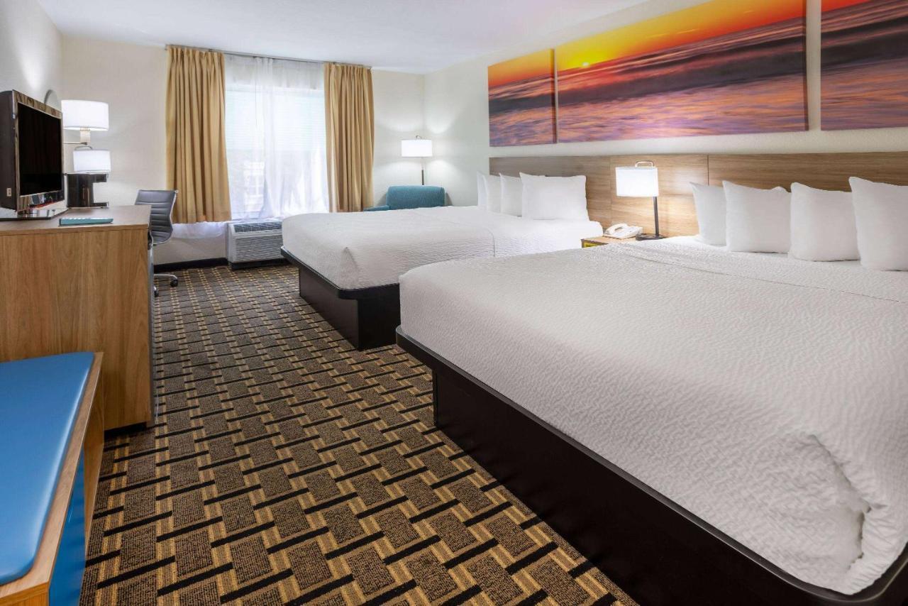 Hotel Carolina A Days Inn By Wyndham Hilton Head Island Exteriör bild